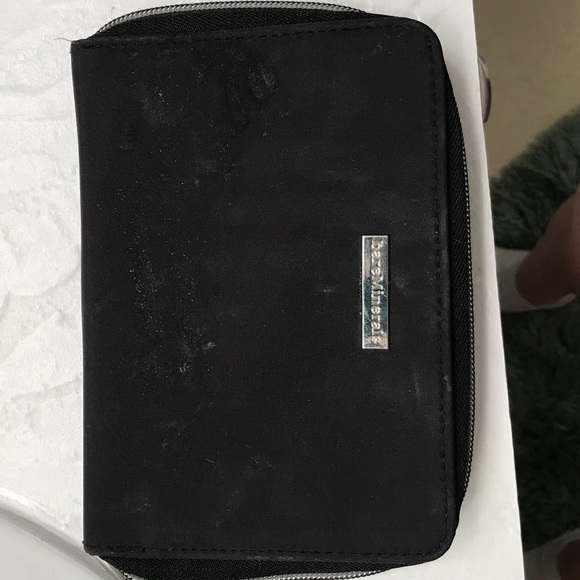 BareMinerals contour kit - Picture 2 of 4